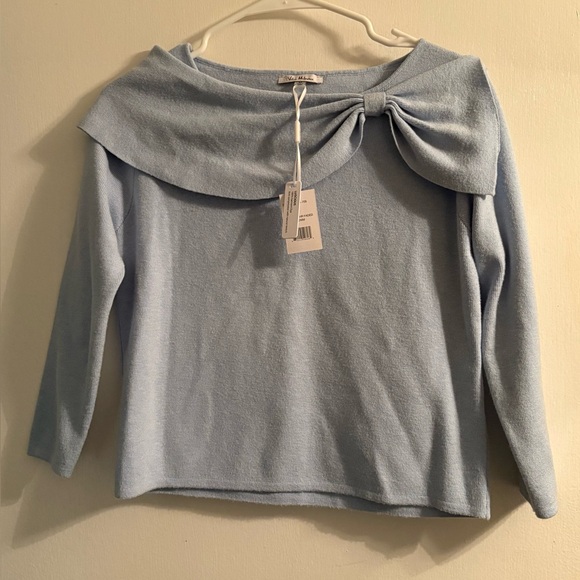Vila Milano Sweaters - NWT Vila Milano Blue Top with Bow